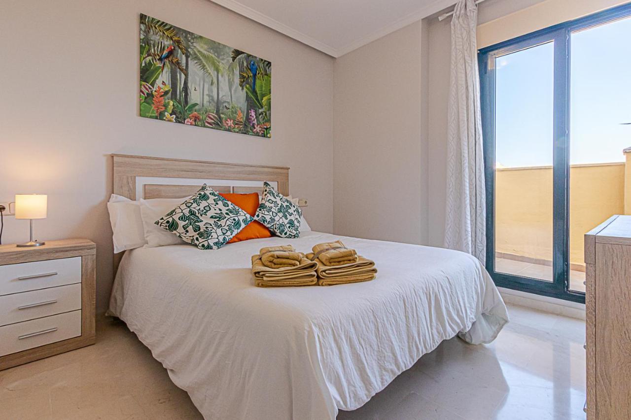 797 Holiday Rentals - Moderno Piso para 4 con hermosas vistas Benalmádena Exterior foto