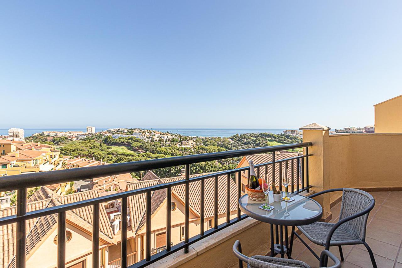 797 Holiday Rentals - Moderno Piso para 4 con hermosas vistas Benalmádena Exterior foto