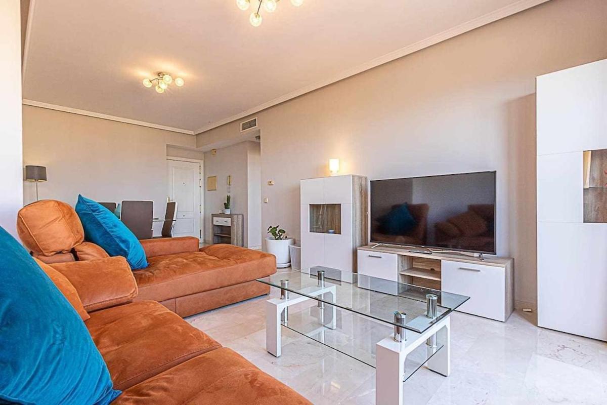 797 Holiday Rentals - Moderno Piso para 4 con hermosas vistas Benalmádena Exterior foto