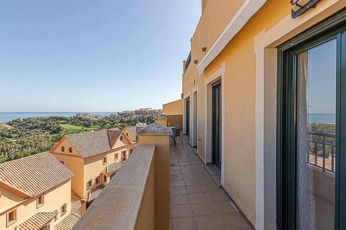 797 Holiday Rentals - Moderno Piso para 4 con hermosas vistas Benalmádena Exterior foto