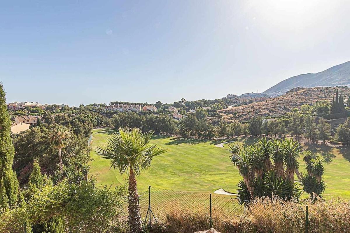 797 Holiday Rentals - Moderno Piso para 4 con hermosas vistas Benalmádena Exterior foto