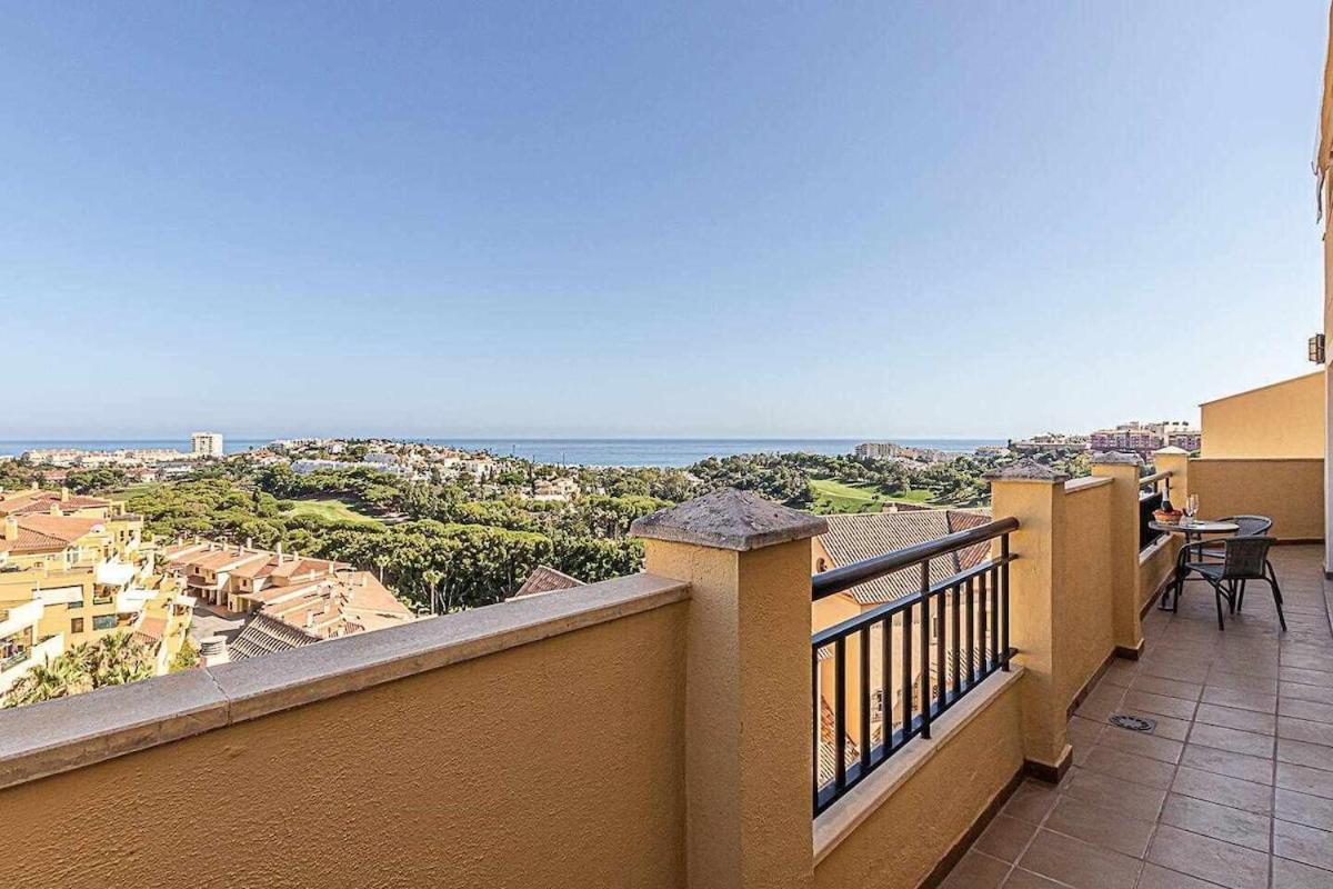 797 Holiday Rentals - Moderno Piso para 4 con hermosas vistas Benalmádena Exterior foto